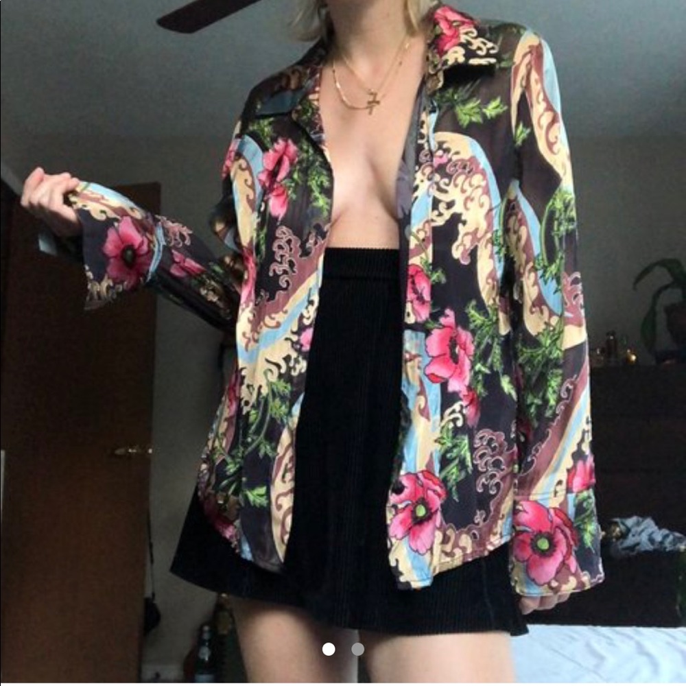 Vintage Metallic/sheer button up